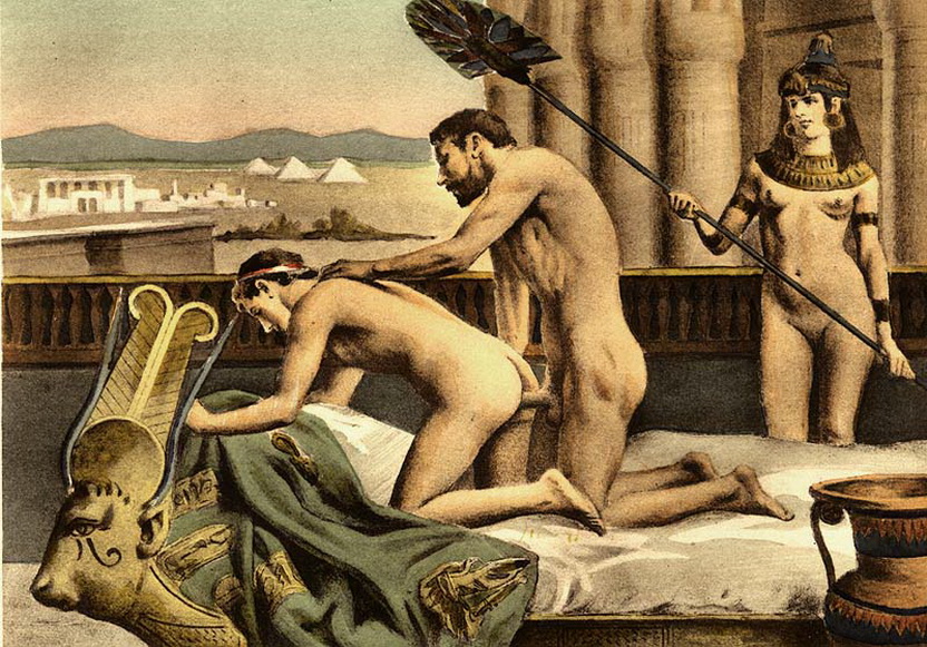 Обнаженная рабыня обмахивает опахалом египетского аристократа гея трахающего молодого парня в задний проход, эротическая гравюра, эротическая живопись