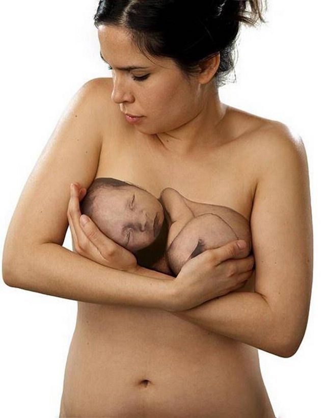 Девушка с младенцем из ее же сисек, бодиарт, рисунок на теле, фото бодиарта