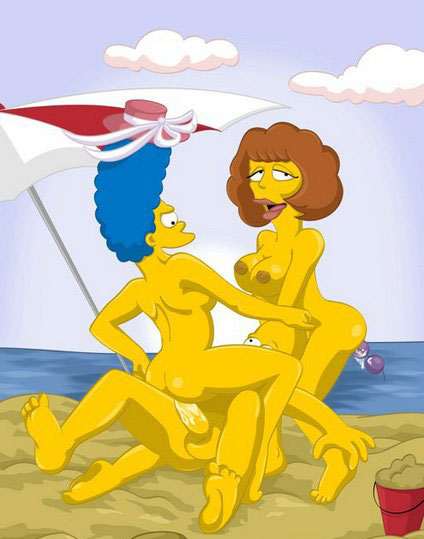 групповой секс Симпсонов вместе с соседкой на пляже