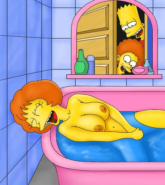 Барт Симпсон с приятелем подсматривают за мастурбирующей в ванне голой мамашей соседского мальчика. Порно Симпсоны