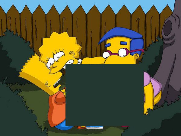 Барт и Милхаус раздевают Лизу в кустиках