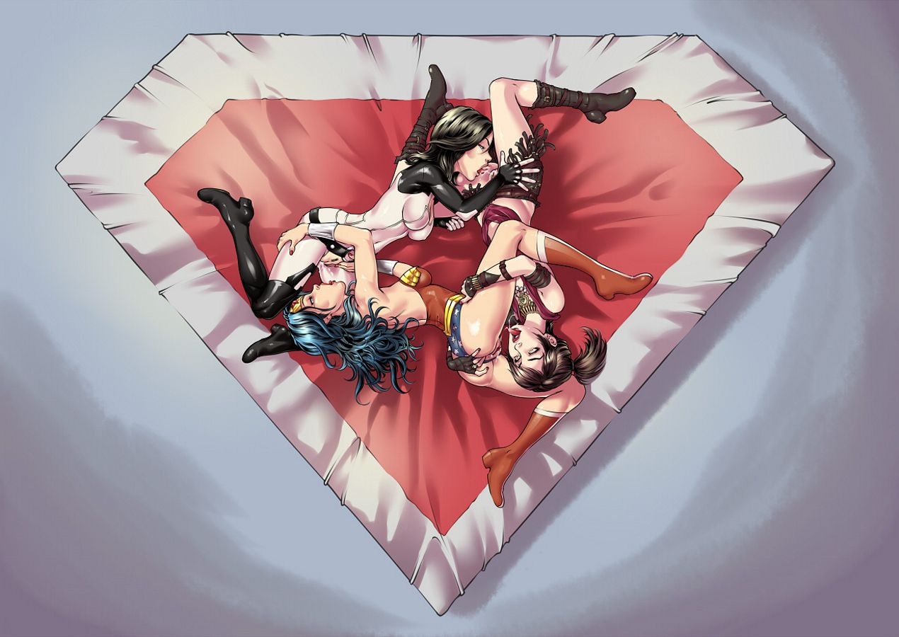 три героини из X-men в лесбийском треугольнике лижут друг другу письки