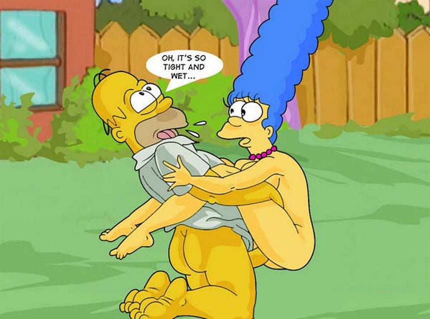 Симпсоны эротика, секс Гомера и Мардж Симпсонов на лужайке перед домом  