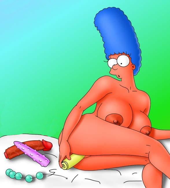 Симпсоны эротика, Лиза и Барт Симпсоны подсматривают за своей голой мамой Мардж мастурбирующей различными секс игрушками