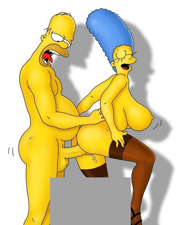 Симпсоны эротика, Гомер Симпсон кончает в анус голой Мардж забрызгивая спермой копошащихся рядом Барта с Лизой