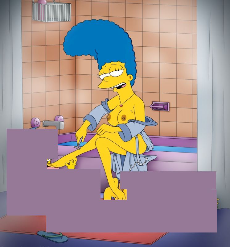 Симпсоны эротика, Милхаус и Барт помогают полуголой Мардж брить ноги в ванной  