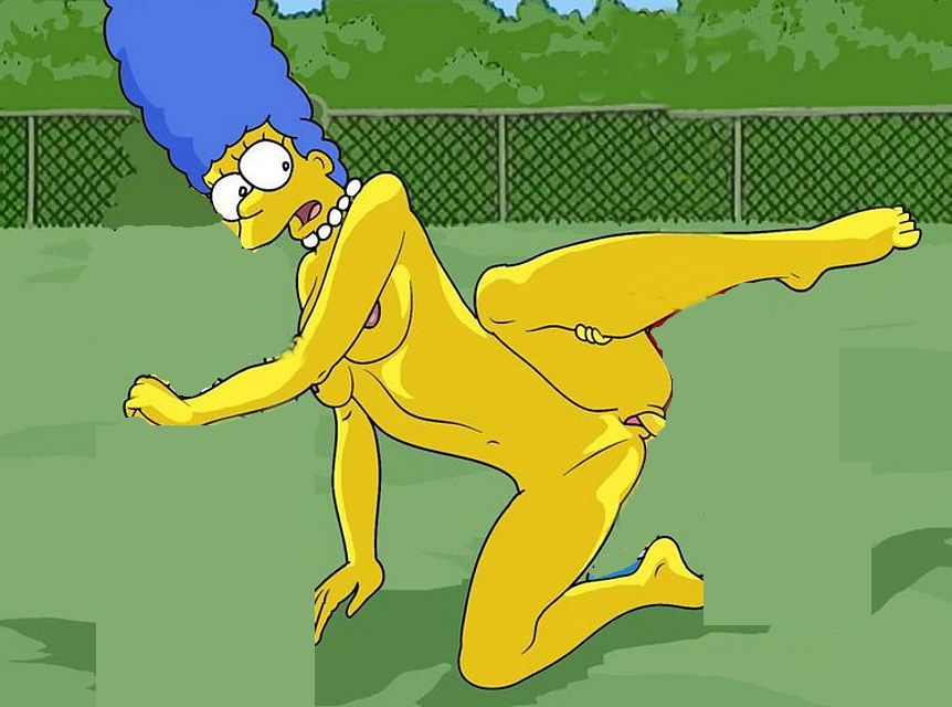 Симпсоны эротика, секс Мардж с детьми на лужайке  