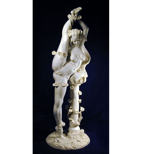 императорский фарфор. статуэтка с голой балериной демонстрирующей вагину задрв одну ногу выше головы. прикольный сексуальный комплекс