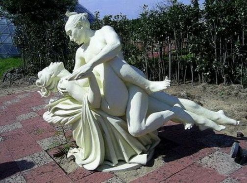 поза камасутры №73. скульптура изображающая секс мужчины и женщины в указанной позе. бесплатная прикольная картинка