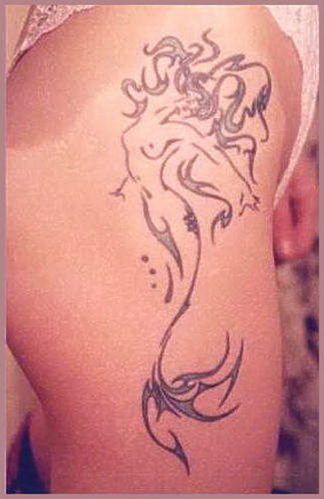 русалка на бедре, женская татуировка фото