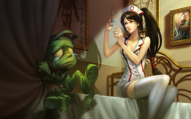 медсестра пытается сделать укол маленькой мумии, фэнтези девушка воин