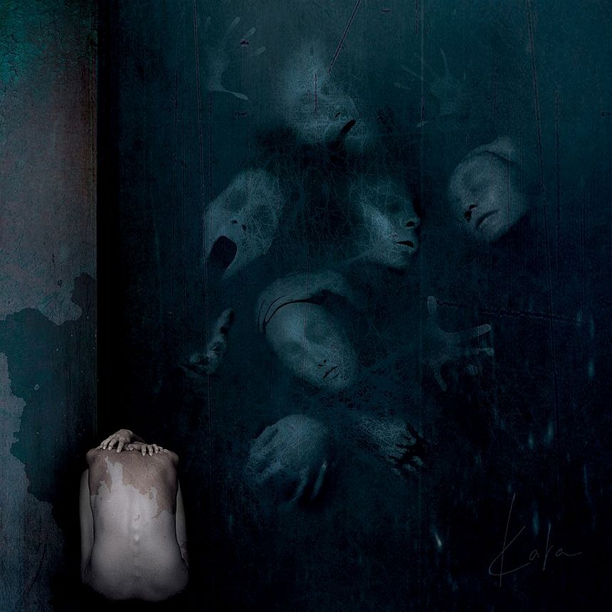 кошмар с призраками прорывающимися сквозь стену, мистическая картинка