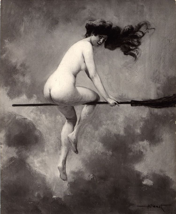 женский способ посадки ведьмы на метле, мистическая картинка