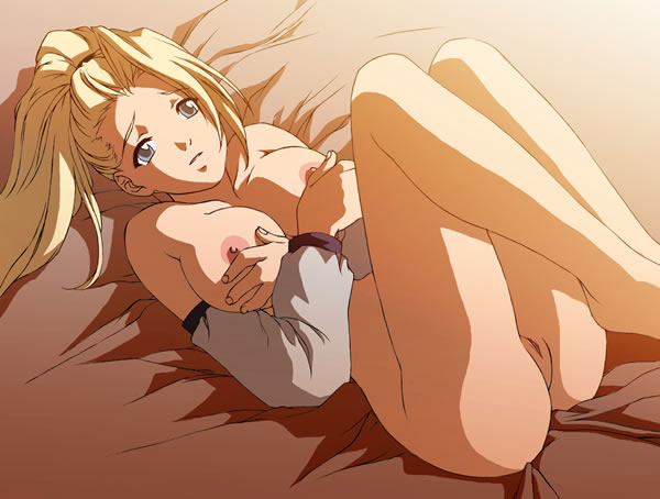 голенькая Ино в постеле обнимает свои толстые сиськи. порно рисунок Яманака Ино 02