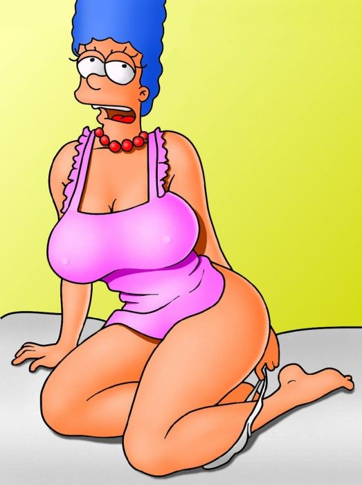 Симпсоны эротика, Мардж Симпсон раздевается снимая трусы сидя на кровати в пеньюаре