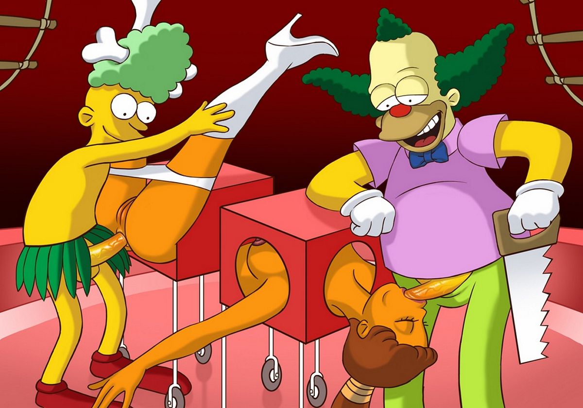 Симпсоны эротика, Клоун Красти с приятелем, персонажи мультсериала Симпсоны, трахают распиленную во время фокуса девушку в рот и в попку