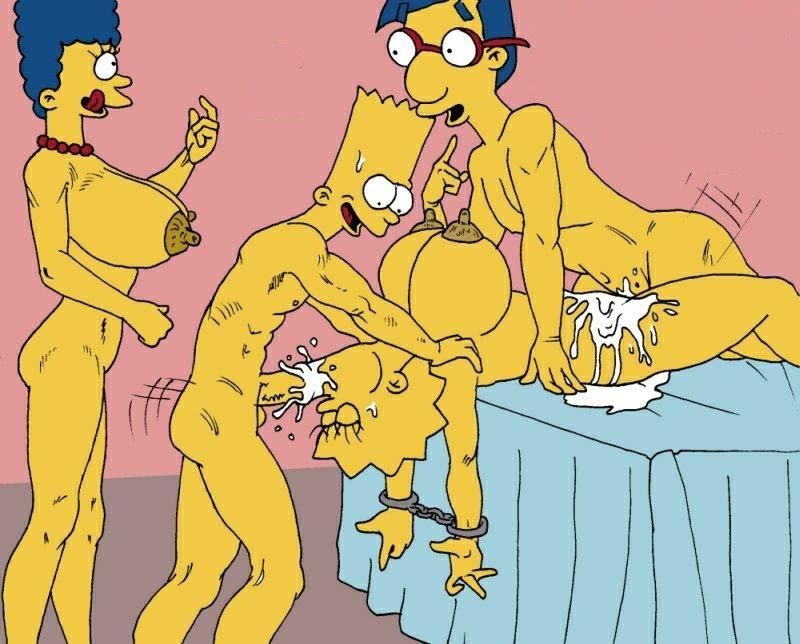 Симпсоны эротика, Мардж Симпсон дожидается, когда Барт и Милхаус уже закончат трахать Лизу и займутся ей  