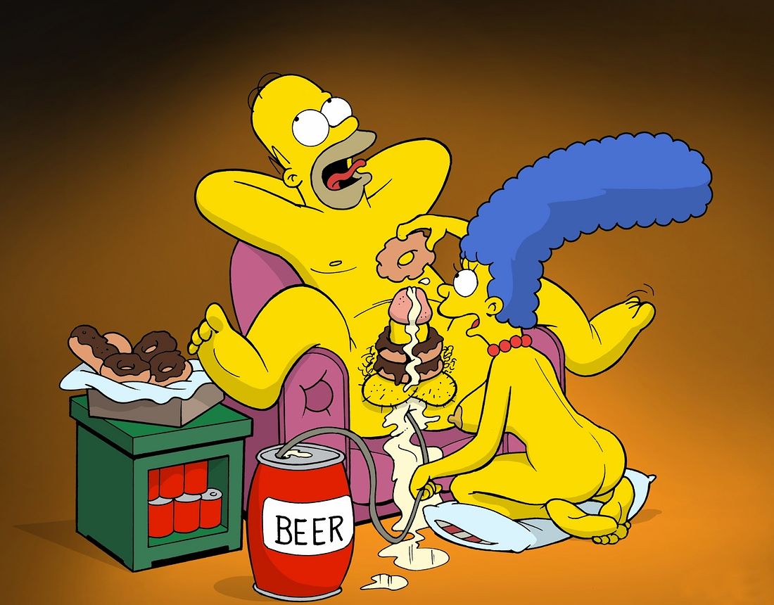 Симпсоны эротика, Мардж надевает пончики на пенис Гомера, заливая пиво ему прямо в прямую кишку  