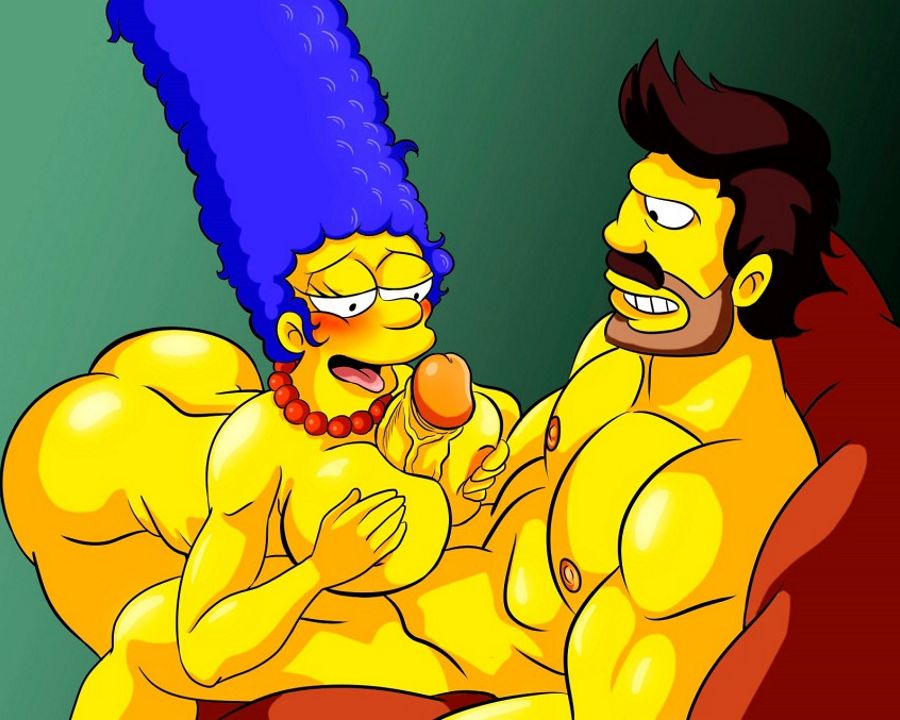 грудастая Мардж Симпсон делает секс между грудей бородатому мужику