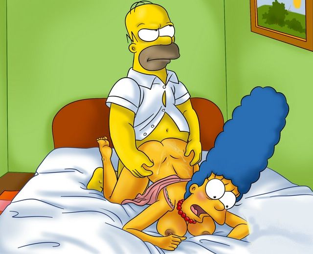 Симпсоны эротика, Гомер Симпсон трахает Мардж раком на кровати