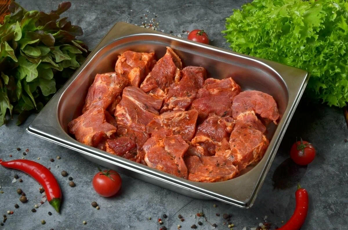 Маринованное мясо купить с доставкой: вкус, удобство и экономия времени