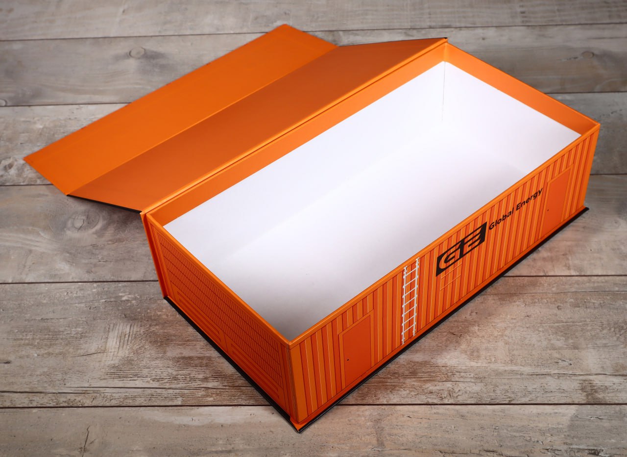 Кашированные коробки на заказ: Искусство первого впечатления и безграничные возможности брендинга