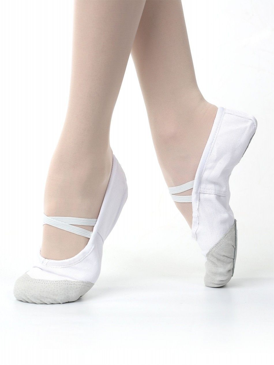 Танцевальная экипировка от Golden‑Shoe.ru: как подобрать идеальную одежду и обувь для любого стиля 1 Танцевальная экипировка от Golden‑Shoe.ru: как подобрать идеальную одежду и обувь для любого стиля